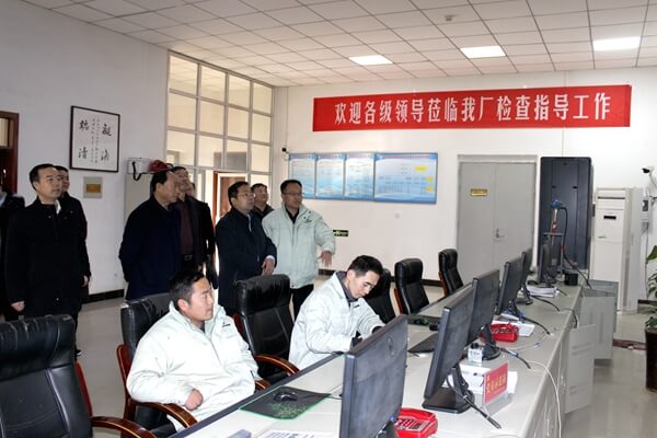 咸陽市政府副秘書長(zhǎng)吳凱一行來華浩軒公司進(jìn)行節(jié)前安全大檢查
